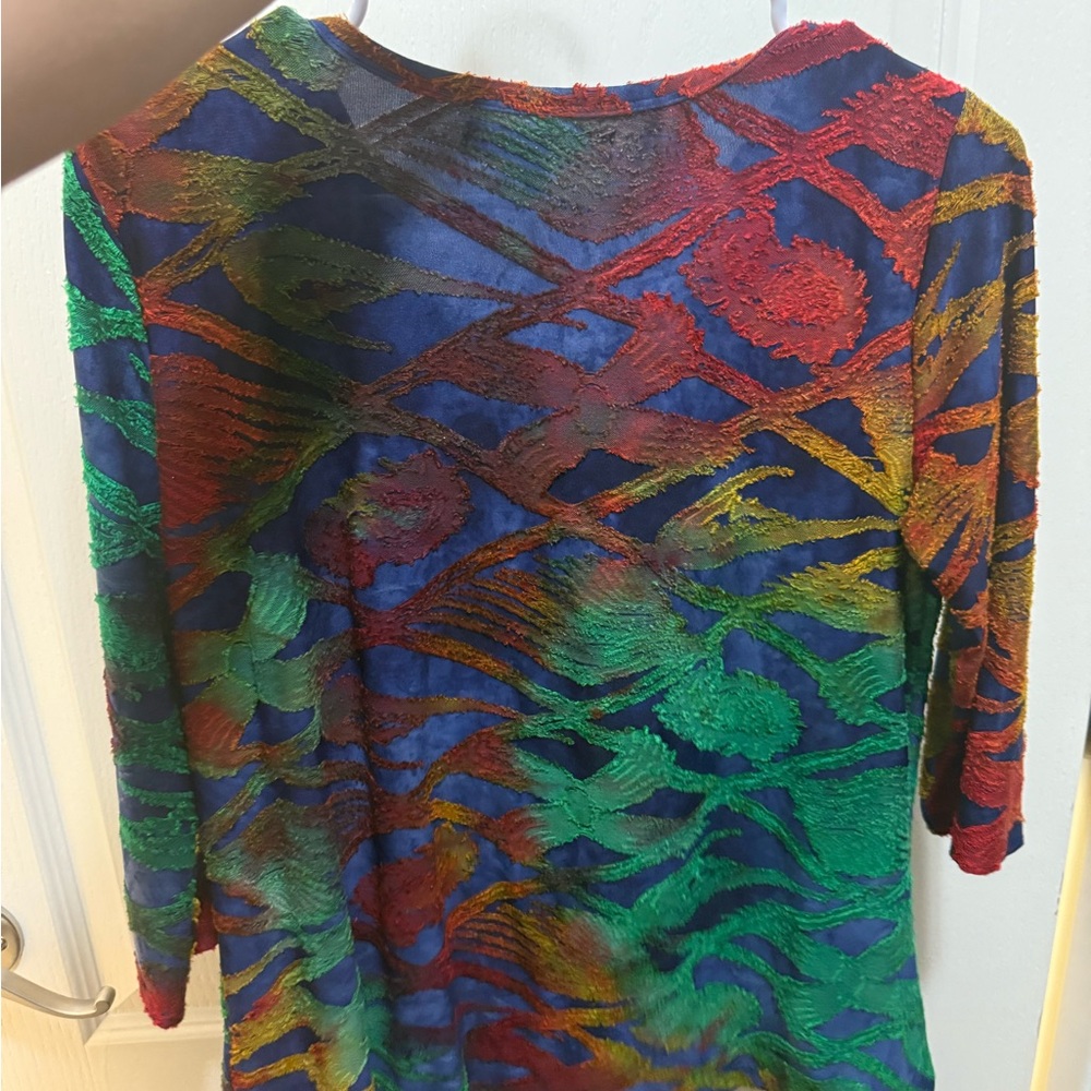 Colorful Textured Top - Picture 3 of 4